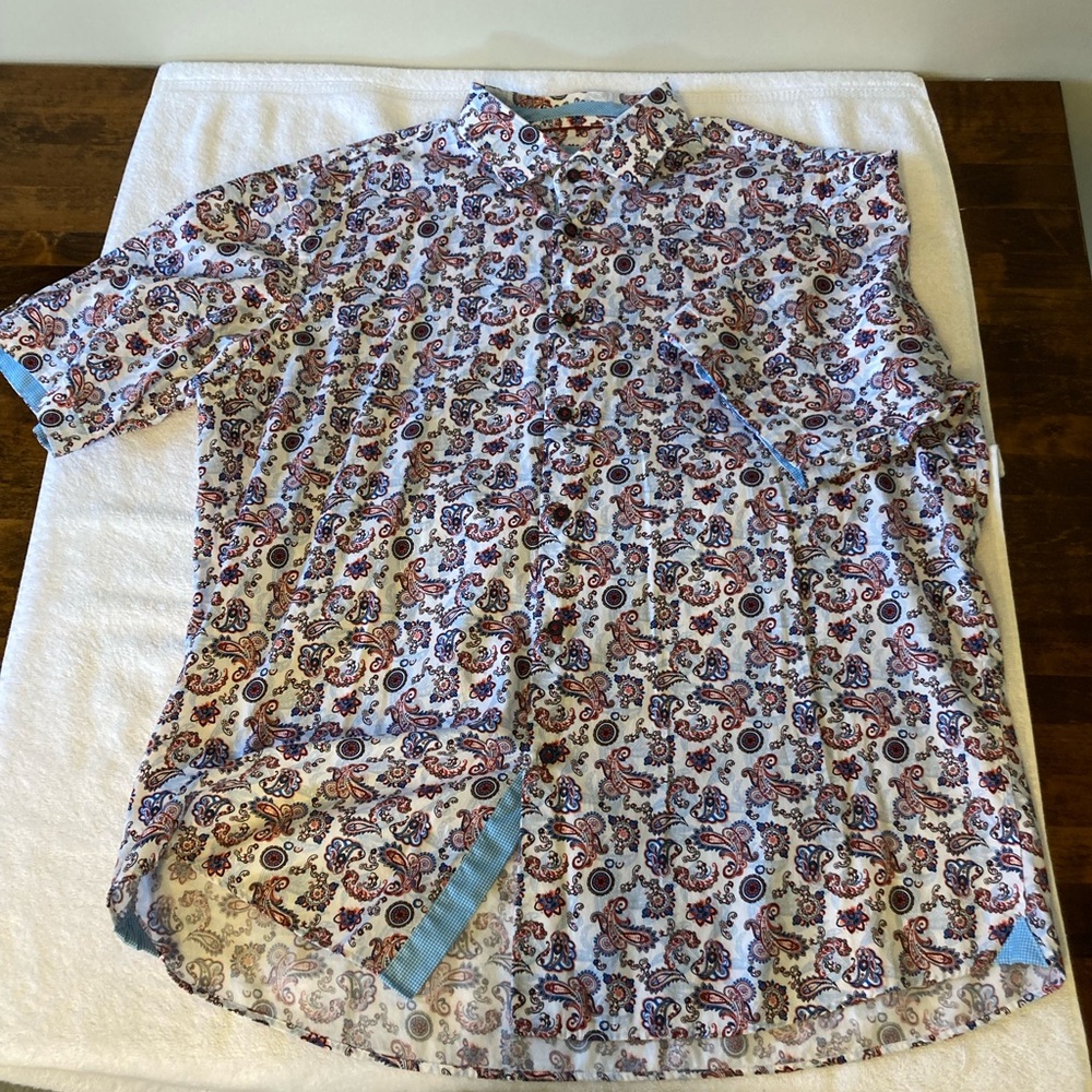 Blu by Polifroni men’s dress shirt, short sleeved paisley pattern size 2XL
